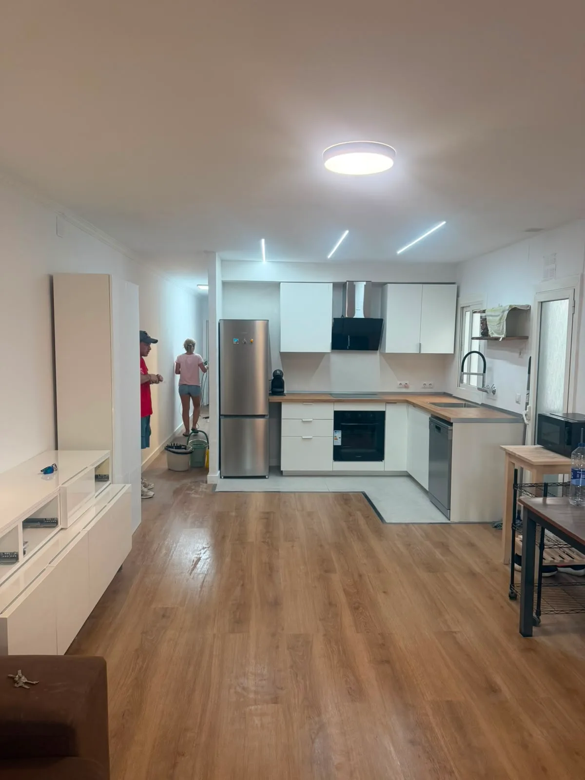 Reforma de piso completo con baño y cocina en Badalona